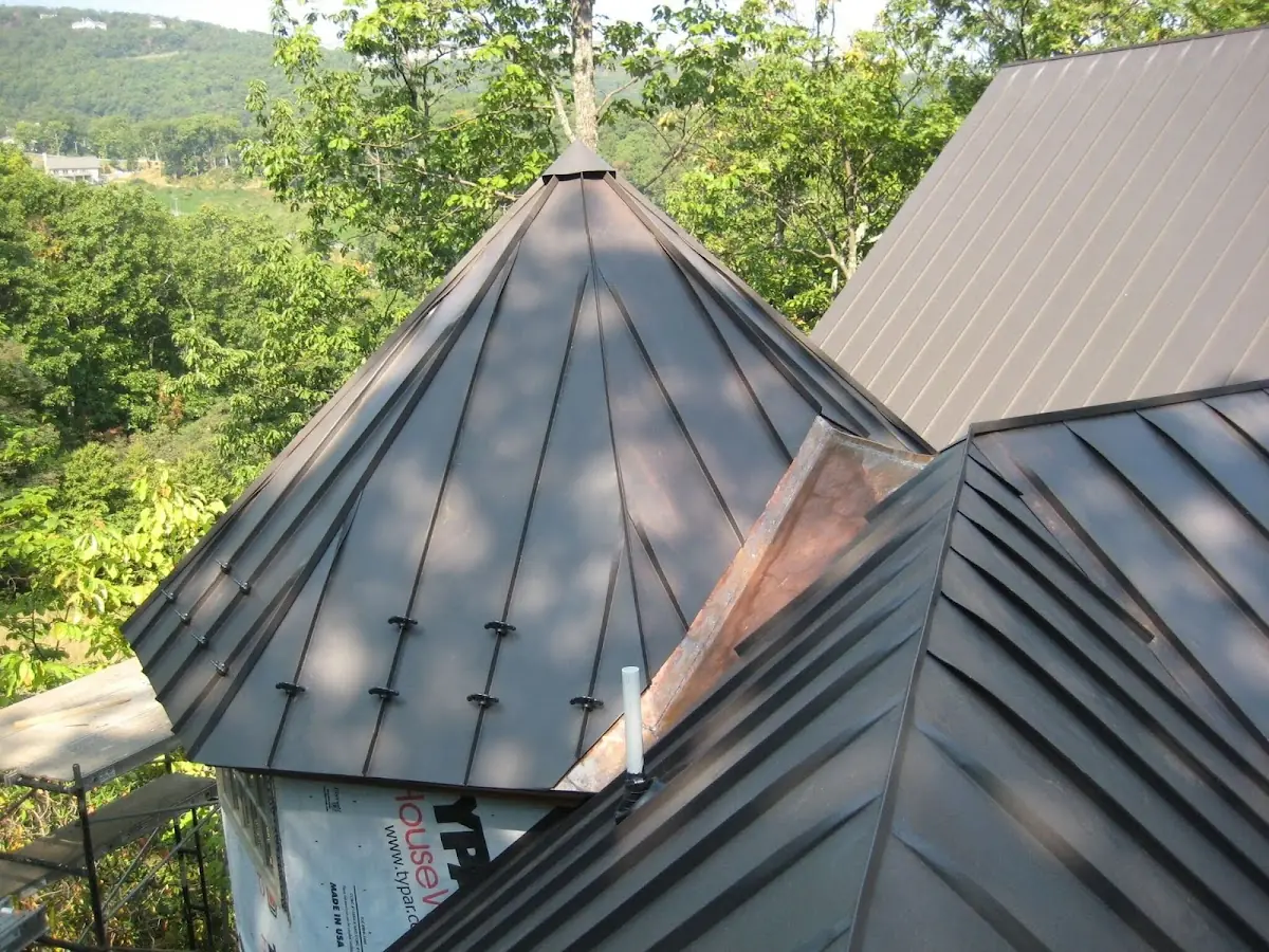 Professional Roof Tarp Installation by Craftsman Roofing in Browning